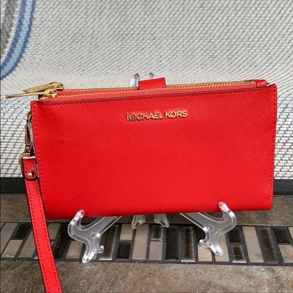 MICHAEL KORS LARGE DOUBLE ZIP WRISTLET WALLET FLAME COLOR - Picture 16 of 16